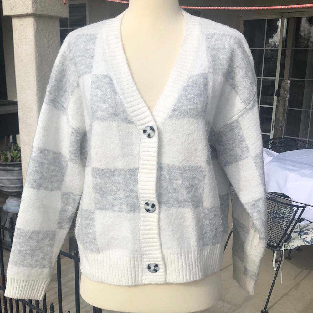Cozy Gray and White Women's Sweater